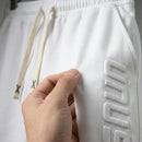 [Leve 4, Pague 2] Bermuda Alpha Masculina em Poliéster Microperfurado e Malha Respirável com Logo Lateral em Relevo 3D + BRINDES