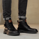 Bota Sentinel Masculina Antiderrapante de Cano Médio em Couro Legítimo e Lã Natural + 4 Cuecas, Relógio e Cinto GRÁTIS